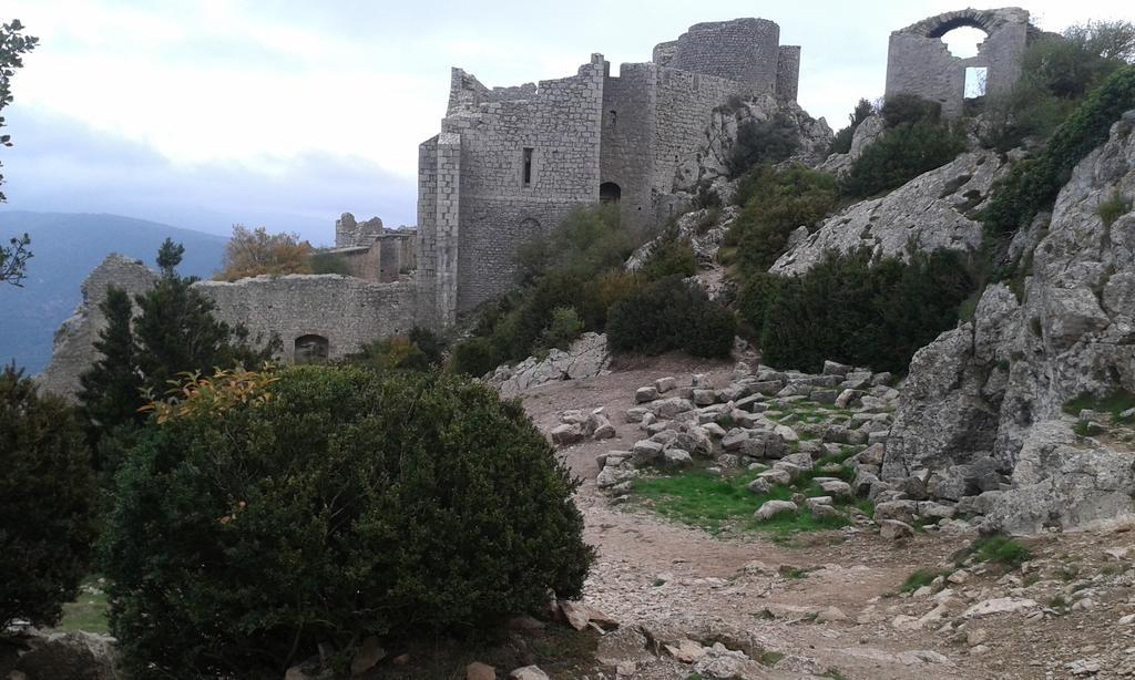 Au Paradis Cathare Fraissé-des-Corbières エクステリア 写真