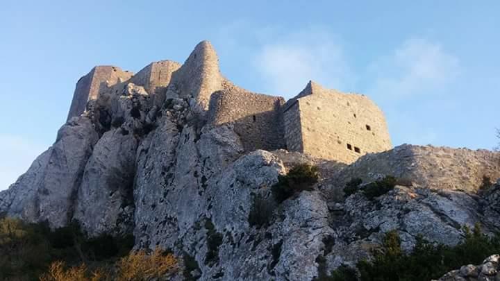 Au Paradis Cathare Fraissé-des-Corbières エクステリア 写真